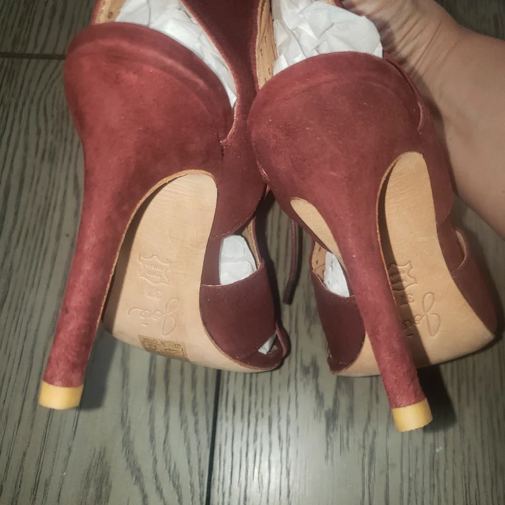 NWT Joie Raquel Bordeaux Burgundy suede lace up bootie